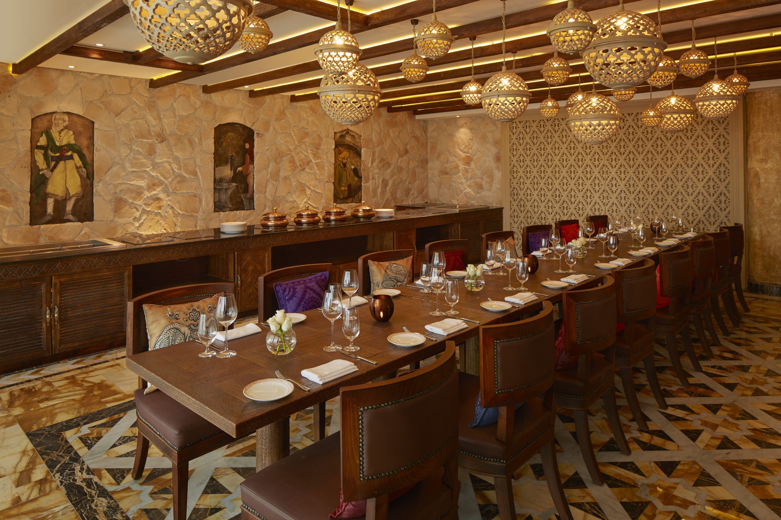 Video: Bollywood's favourite Indian restaurant opens in Dubai ...