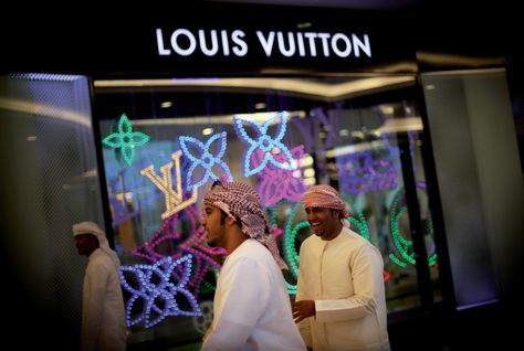 HOW TO GET A JOB AT LOUIS VUITTON 2021 *DUBAI* 