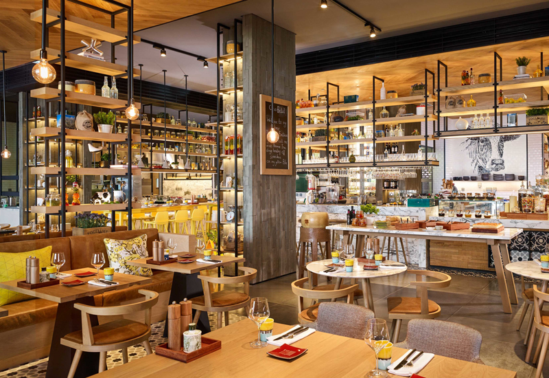 Grand Hyatt Abu Dhabi's Verso introduces new dishes - Hotelier Middle East