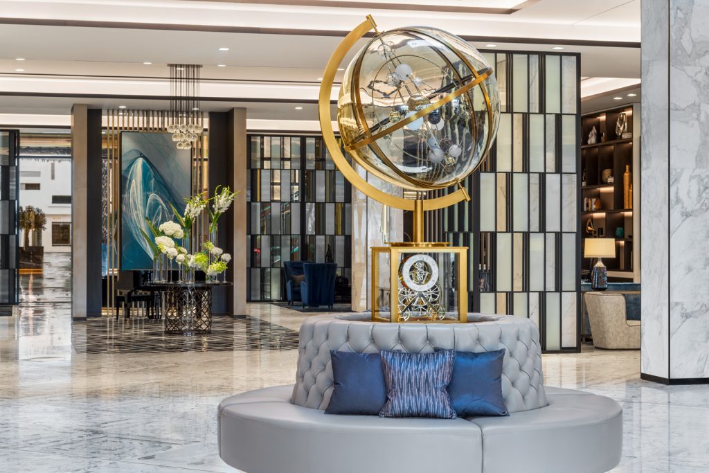 French Luxury Group LVMH Names New Head of Belmond Hospitality Unit – WWD